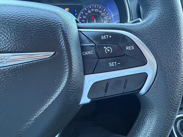 2016 Chrysler 200 in Knoxville, TN 37920 - 18143312 20