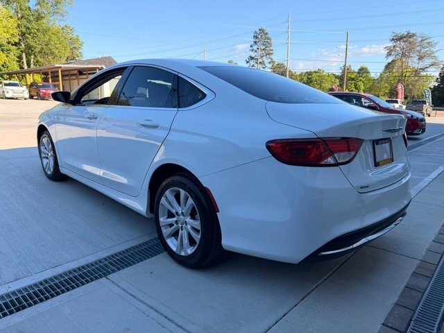 2016 Chrysler 200 in Knoxville, TN 37920 - 18143312 4