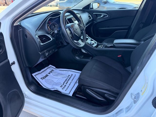 2016 Chrysler 200 in Knoxville, TN 37920 - 18143312 12