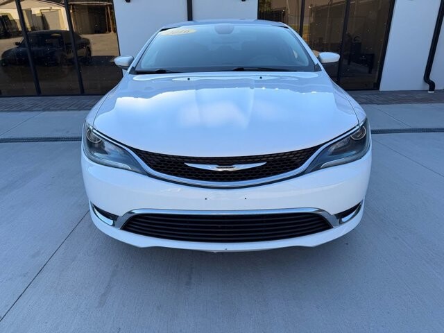 2016 Chrysler 200 in Knoxville, TN 37920 - 18143312 6