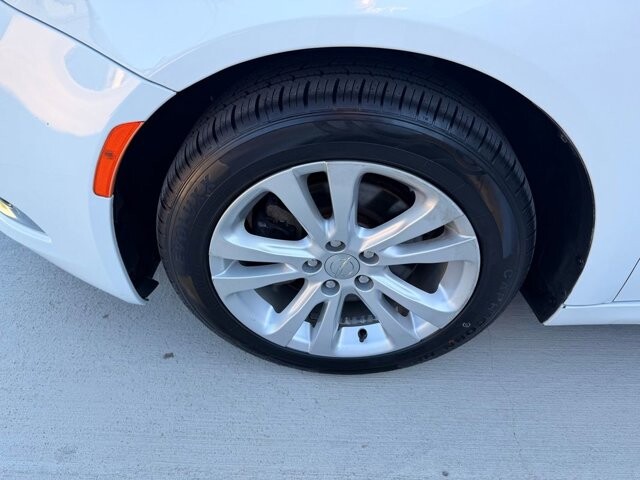 2016 Chrysler 200 in Knoxville, TN 37920 - 18143312 26