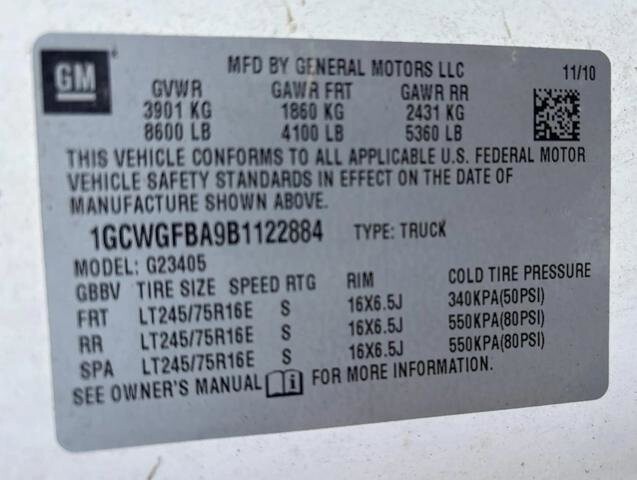 2011 Chevrolet Express 2500 in Blauvelt, NY 10913 - 18143316 29