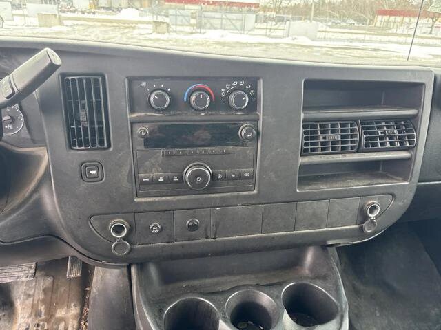 2011 Chevrolet Express 2500 in Blauvelt, NY 10913 - 18143316 13