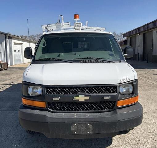 2013 Chevrolet Express 3500 in Blauvelt, NY 10913 - 18143344 3