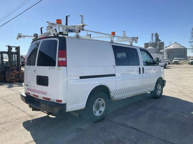 2013 Chevrolet Express 3500 in Blauvelt, NY 10913 - 18143344 7
