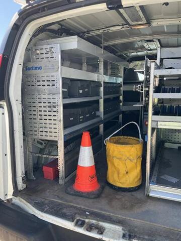 2013 Chevrolet Express 3500 in Blauvelt, NY 10913 - 18143344 14
