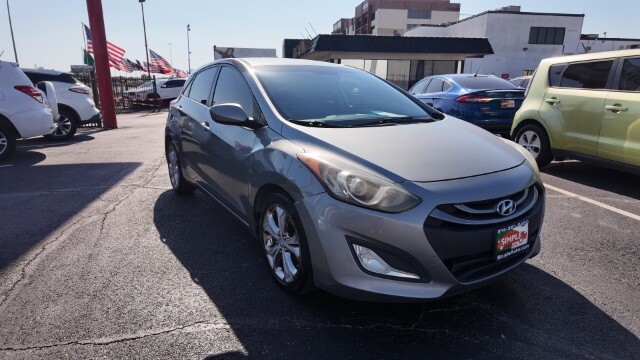 2013 Hyundai Elantra in Dallas, TX 75228 - 18143348 3