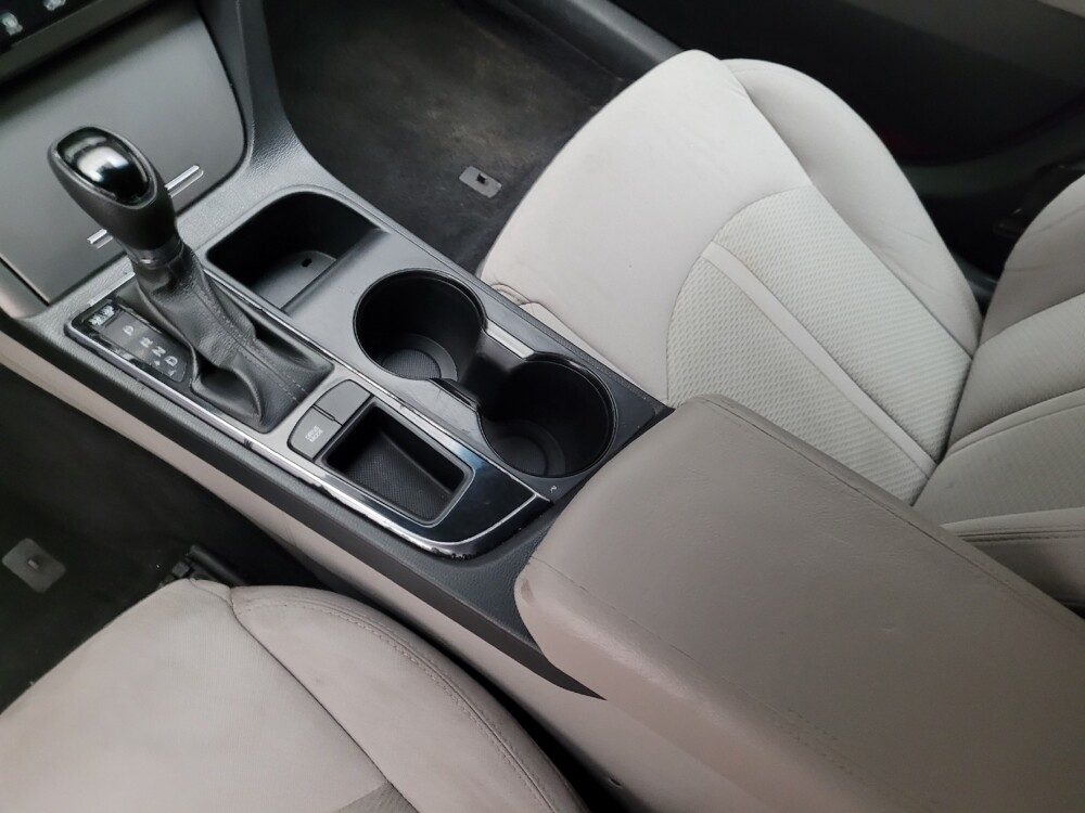 2016 Hyundai Sonata in Sacramento, CA 95821 - 18143355 26