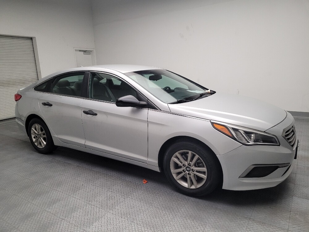 2016 Hyundai Sonata in Sacramento, CA 95821 - 18143355 11