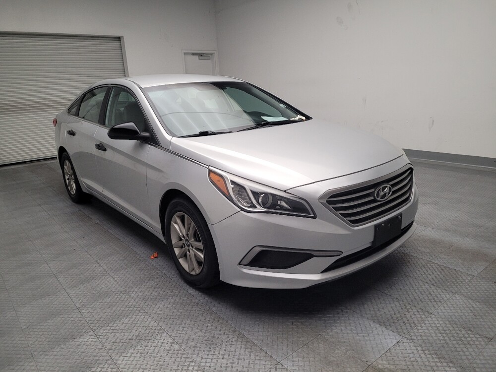 2016 Hyundai Sonata in Sacramento, CA 95821 - 18143355 13