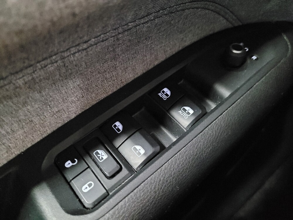 2024 Jeep Compass in Downey, CA 90241 - 18143362 27