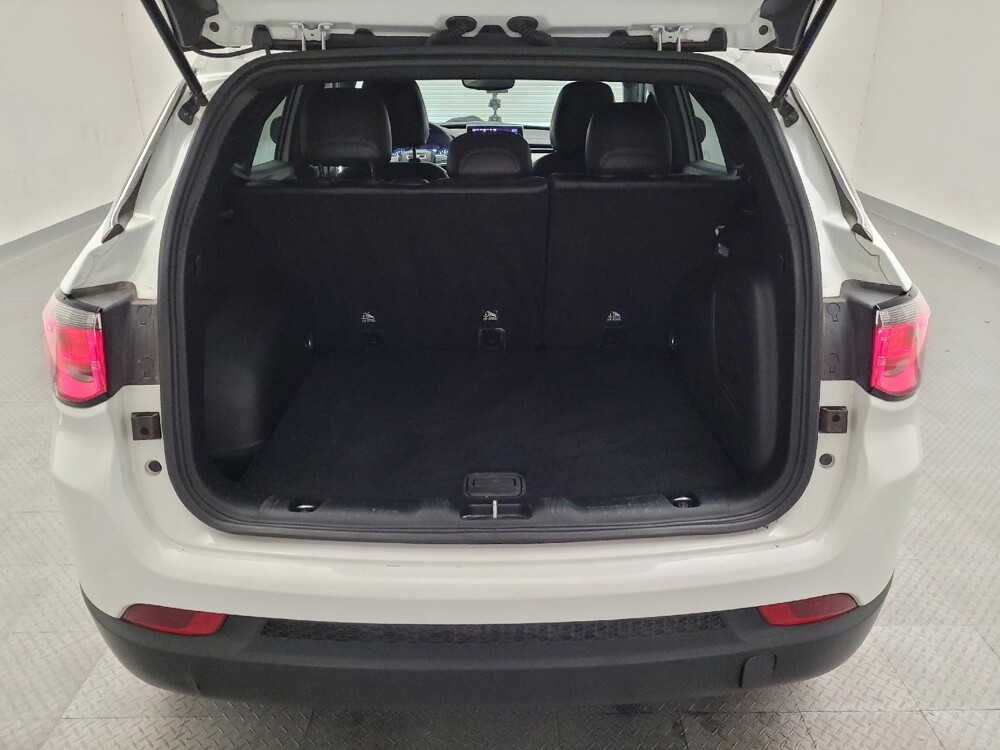 2024 Jeep Compass in Downey, CA 90241 - 18143362 29
