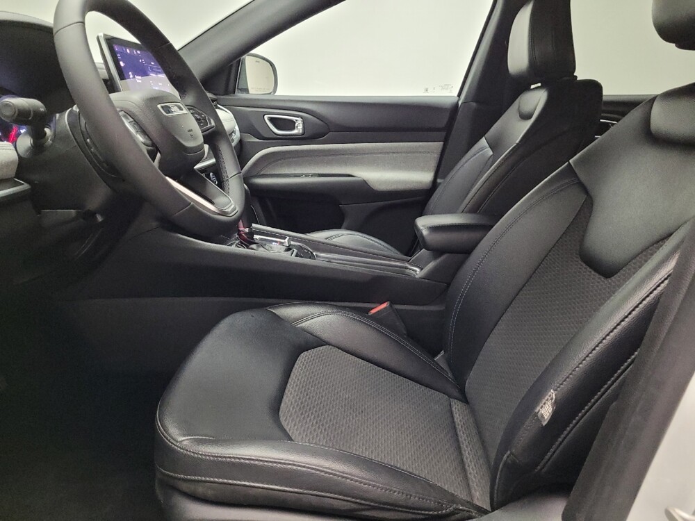 2024 Jeep Compass in Downey, CA 90241 - 18143362 17