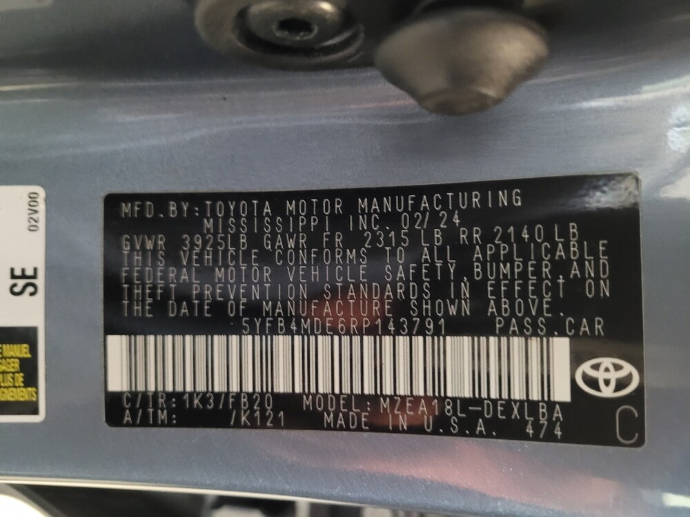 2024 Toyota Corolla in Downey, CA 90241 - 18143364 33