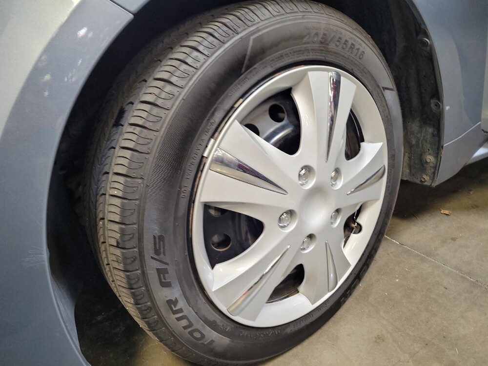 2024 Toyota Corolla in Downey, CA 90241 - 18143364 31