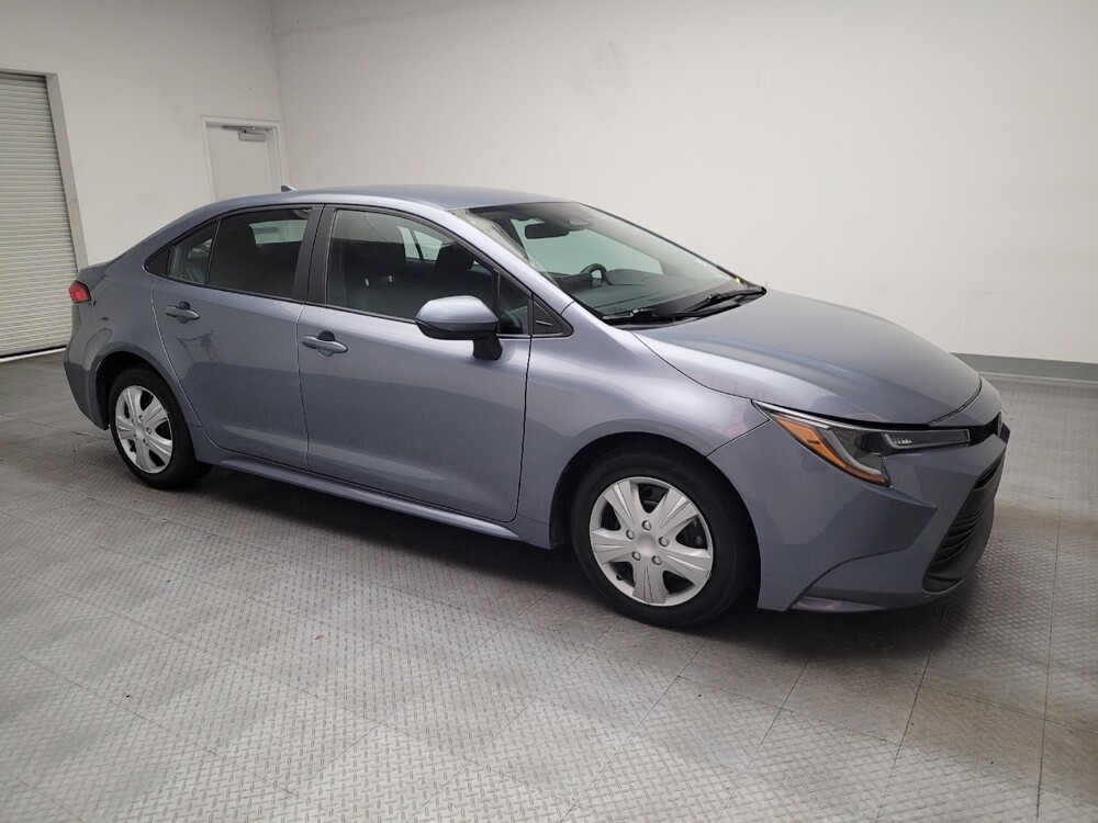 2024 Toyota Corolla in Downey, CA 90241 - 18143364 11