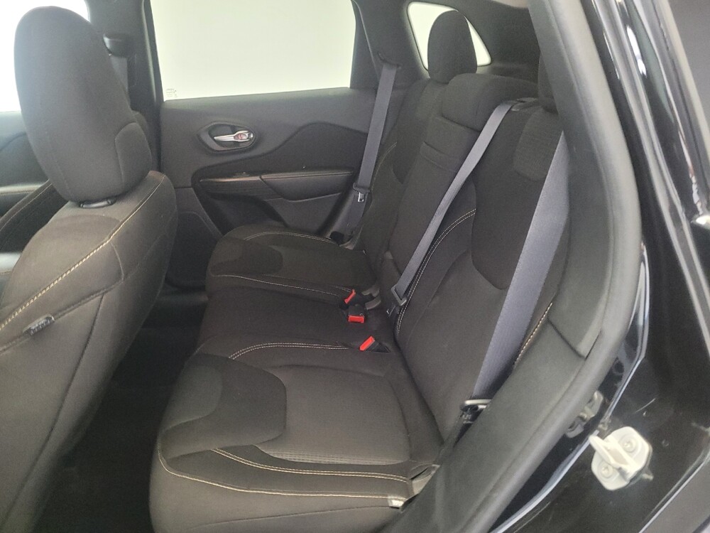 2016 Jeep Cherokee in El Cajon, CA 92020 - 18143365 18