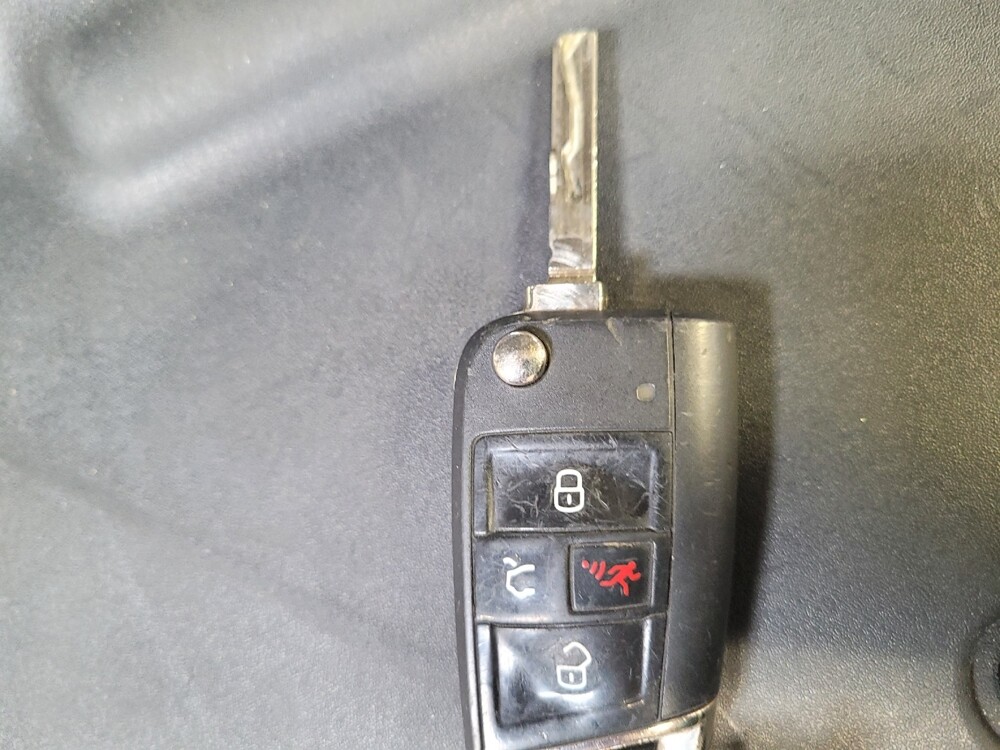 2021 Volkswagen Tiguan in El Cajon, CA 92020 - 18143370 32