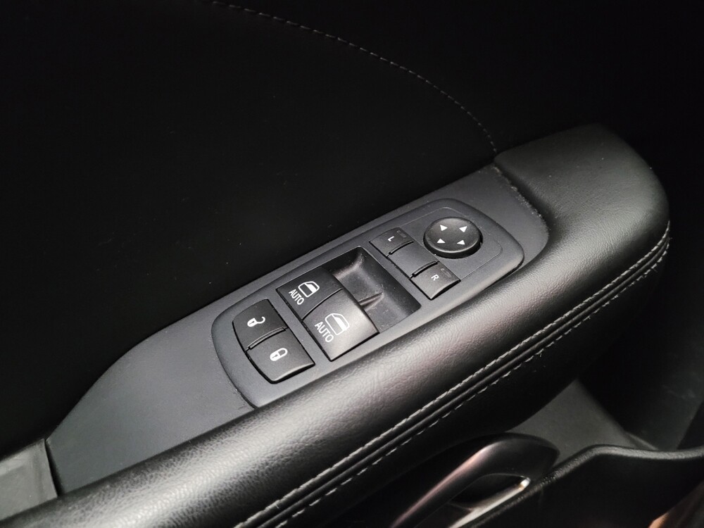2017 Dodge Challenger in Riverside, CA 92504 - 18143371 27