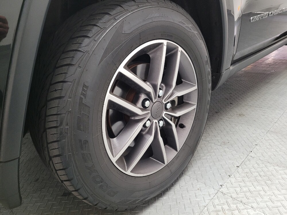 2020 Jeep Grand Cherokee in Riverside, CA 92504 - 18143374 31