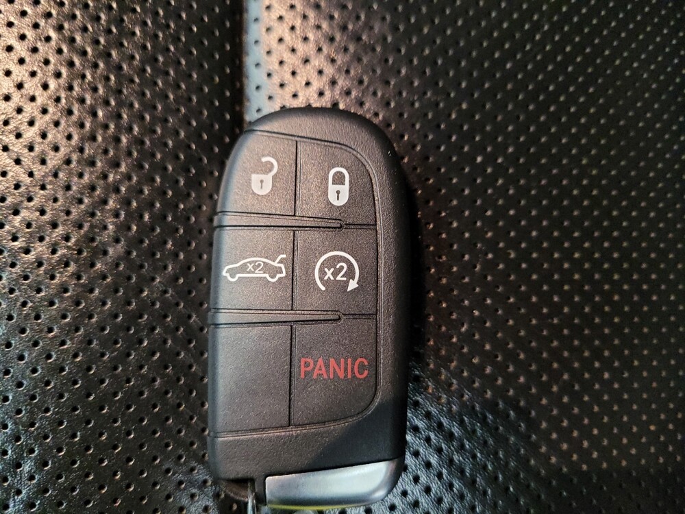 2020 Jeep Grand Cherokee in Riverside, CA 92504 - 18143374 32