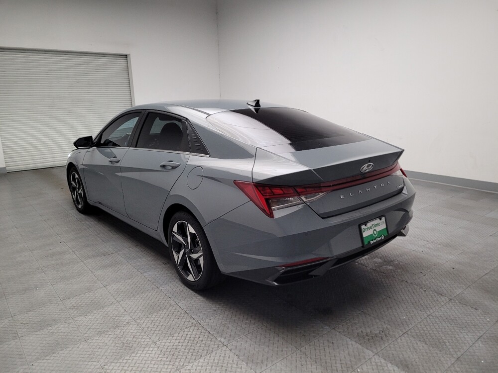 2023 Hyundai Elantra in Downey, CA 90241 - 18143379 5