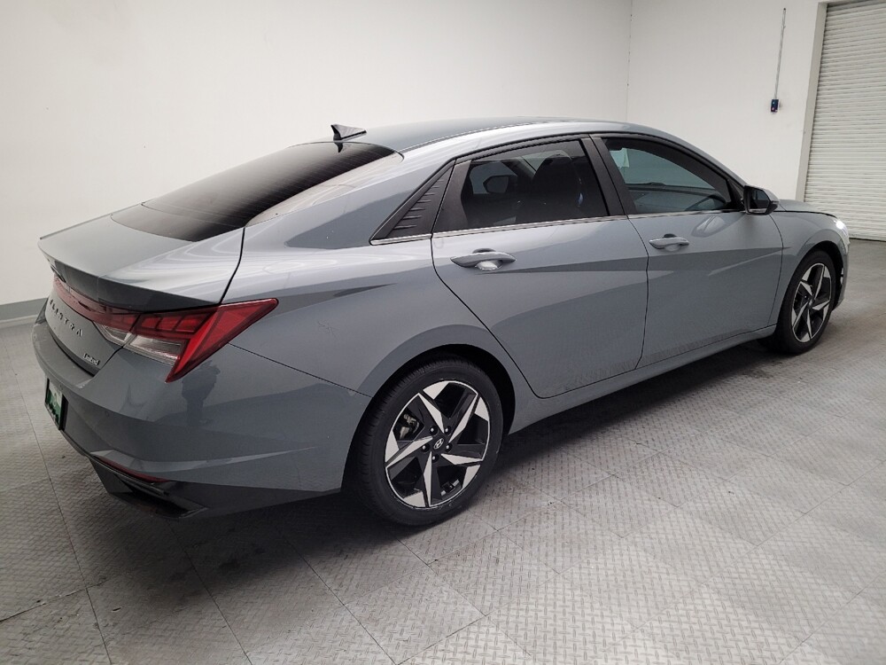 2023 Hyundai Elantra in Downey, CA 90241 - 18143379 9