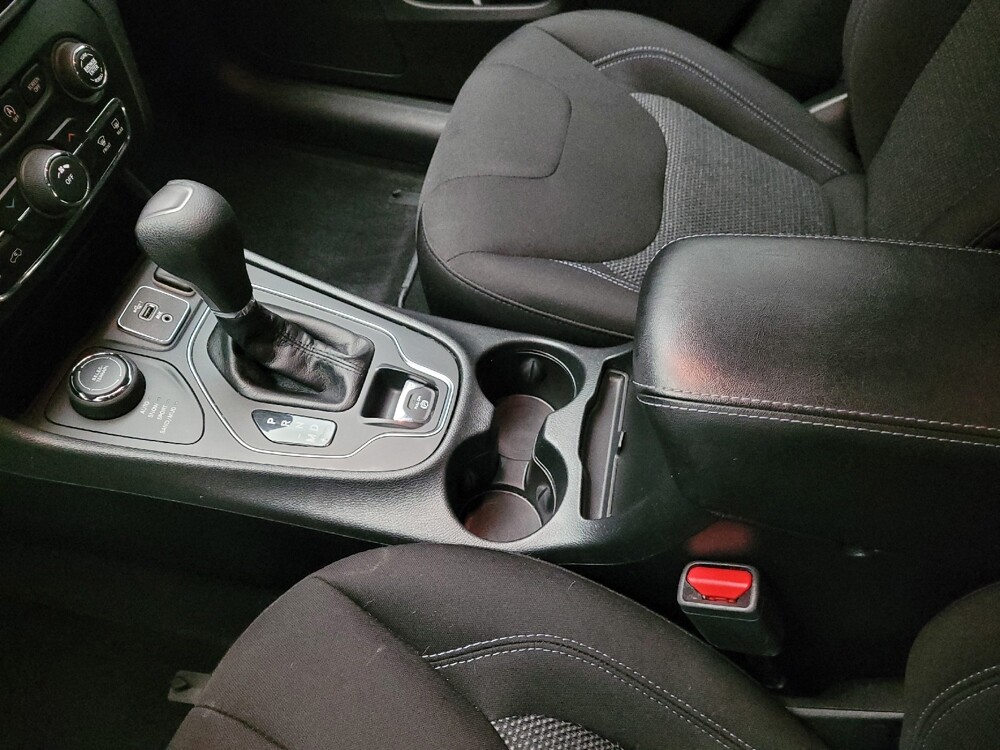 2019 Jeep Cherokee in Sacramento, CA 95821 - 18143380 26