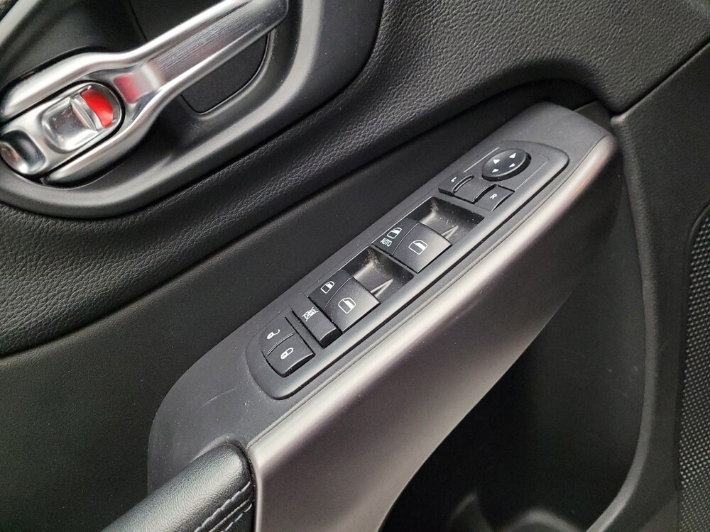 2019 Jeep Cherokee in Sacramento, CA 95821 - 18143380 27