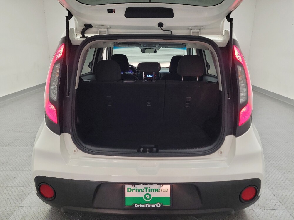 2019 Kia Soul in Downey, CA 90241 - 18143381 29