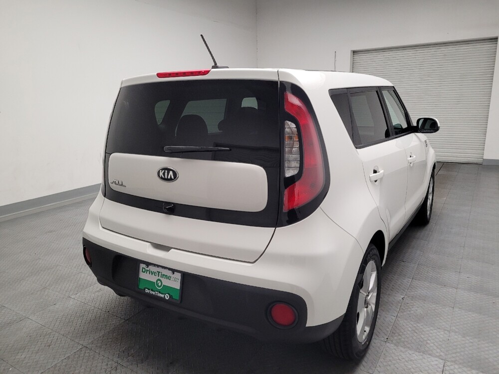 2019 Kia Soul in Downey, CA 90241 - 18143381 7