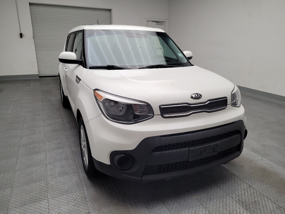 2019 Kia Soul in Downey, CA 90241 - 18143381 14
