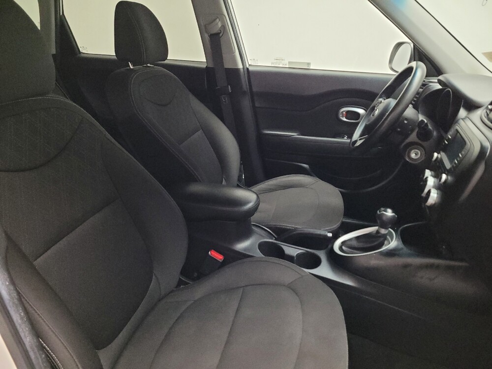 2019 Kia Soul in Downey, CA 90241 - 18143381 21