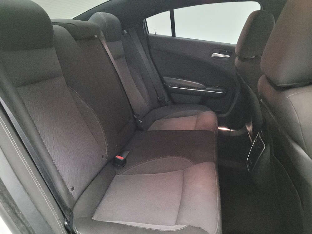2015 Dodge Charger in Torrance, CA 90504 - 18143382 19