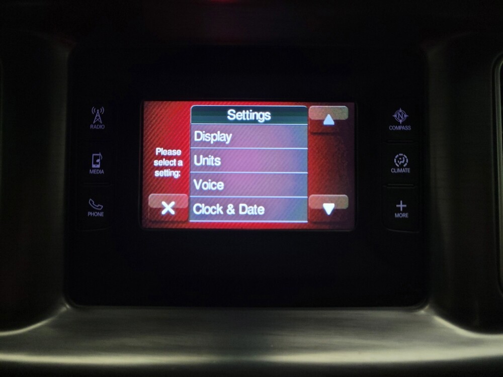 2015 Dodge Charger in Torrance, CA 90504 - 18143382 25