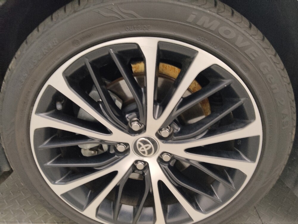 2020 Toyota Camry in Marietta, GA 30062 - 18143389 31