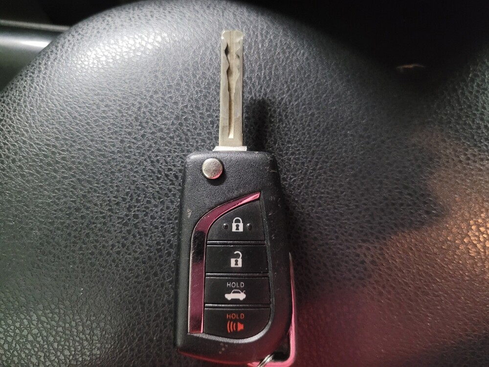 2020 Toyota Camry in Marietta, GA 30062 - 18143389 32