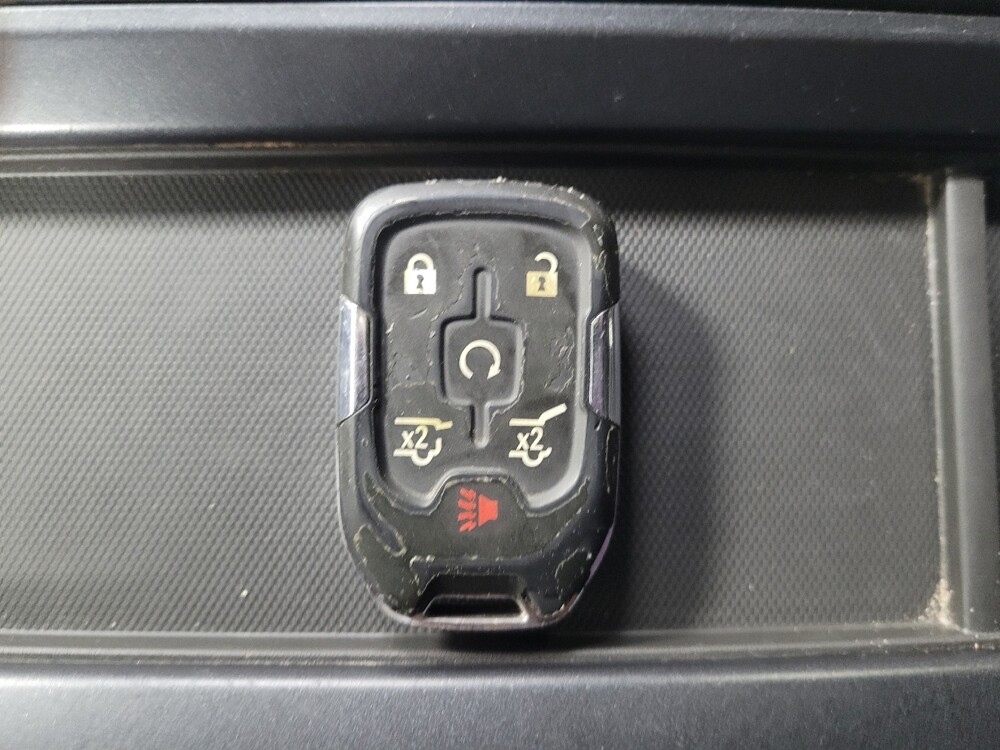 2019 Chevrolet Suburban in Union City, GA 30291 - 18143390 32