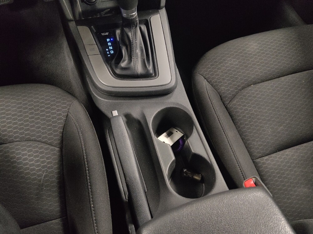 2020 Hyundai Elantra in Conyers, GA 30094 - 18143391 26
