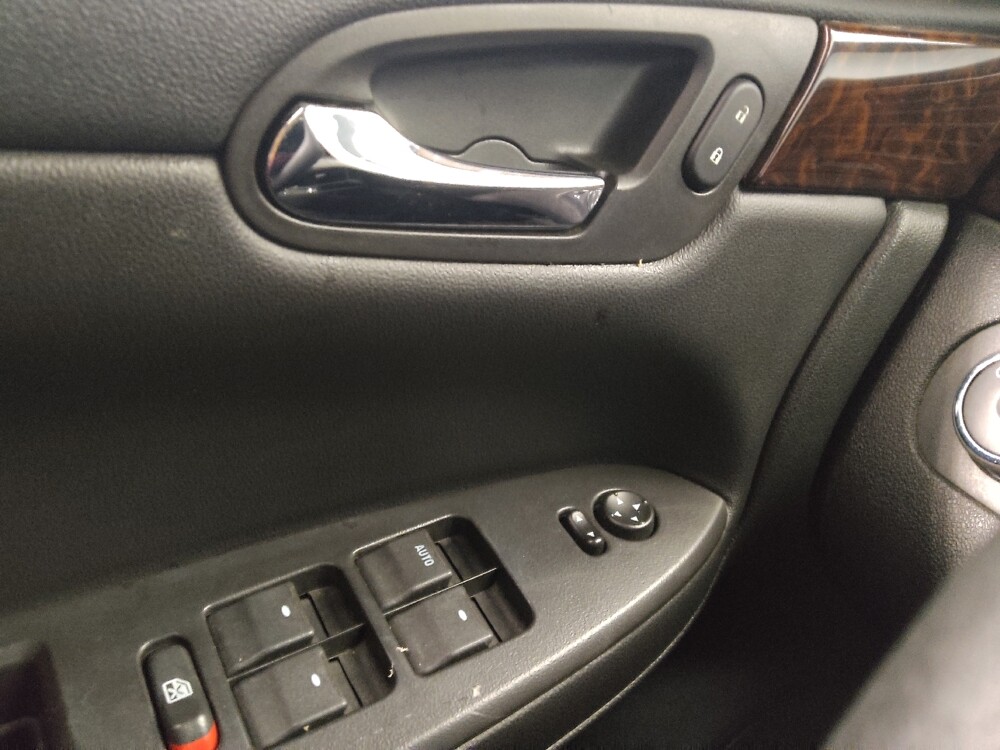 2014 Chevrolet Impala in Athens, GA 30606 - 18143395 27