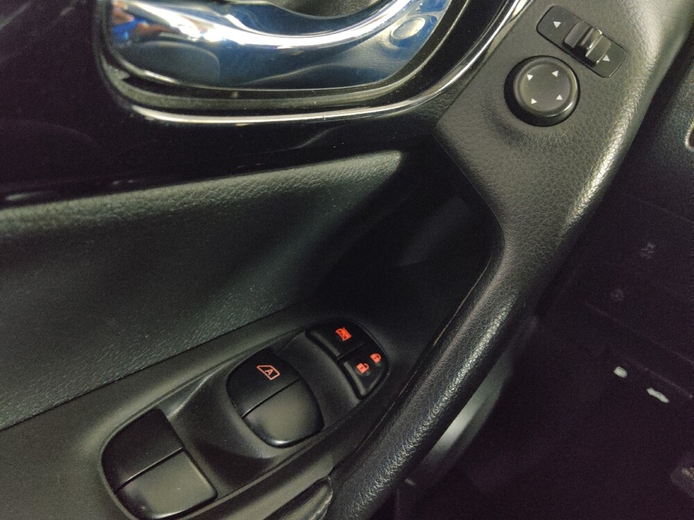 2017 Nissan Rogue Sport in Athens, GA 30606 - 18143396 27