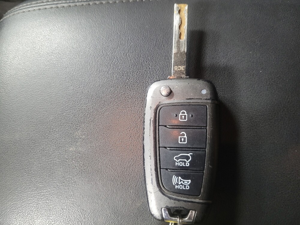2019 Hyundai Santa Fe in Conyers, GA 30094 - 18143405 32