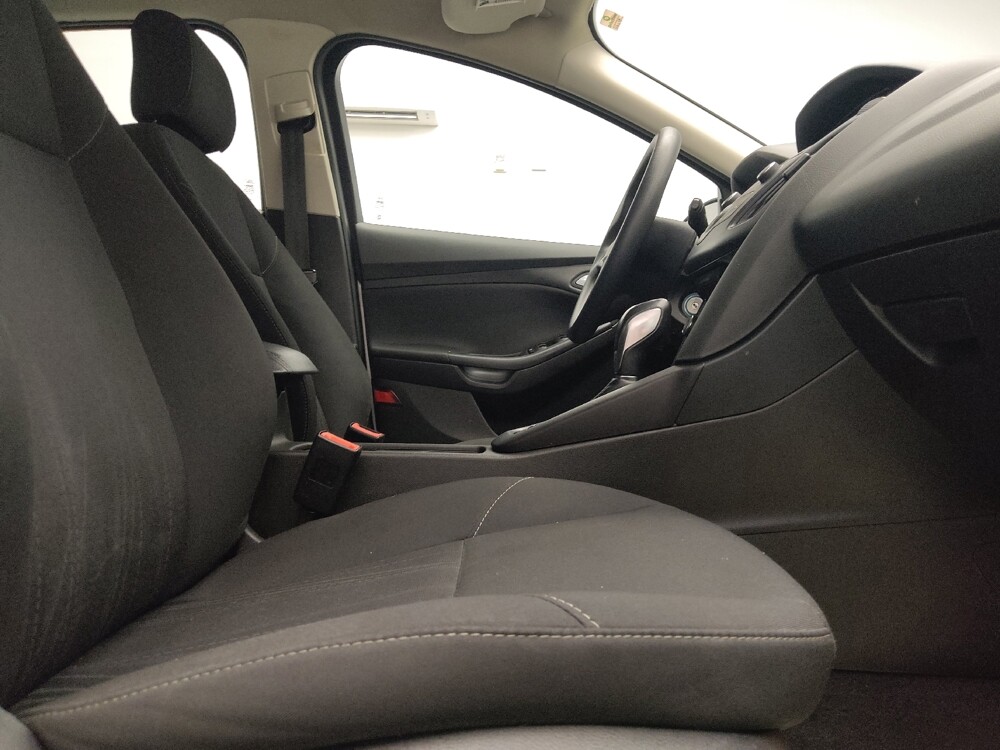 2016 Ford Focus in Lewisville, TX 75067 - 18143424 21