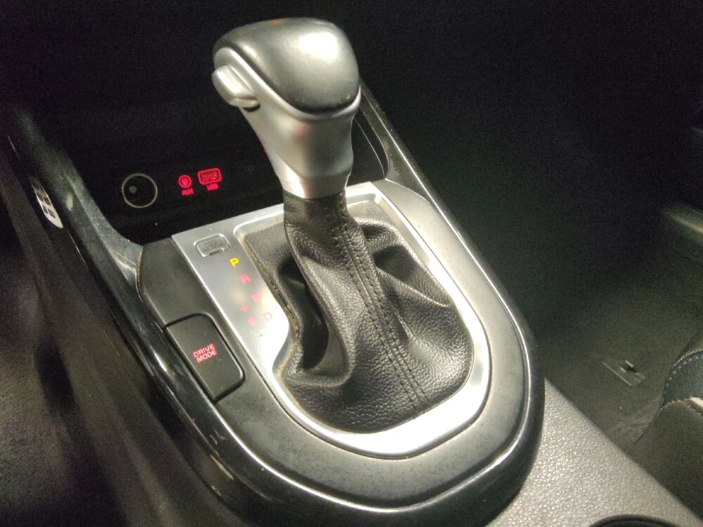 2021 Kia Forte in Chandler, AZ 85225 - 18143432 26