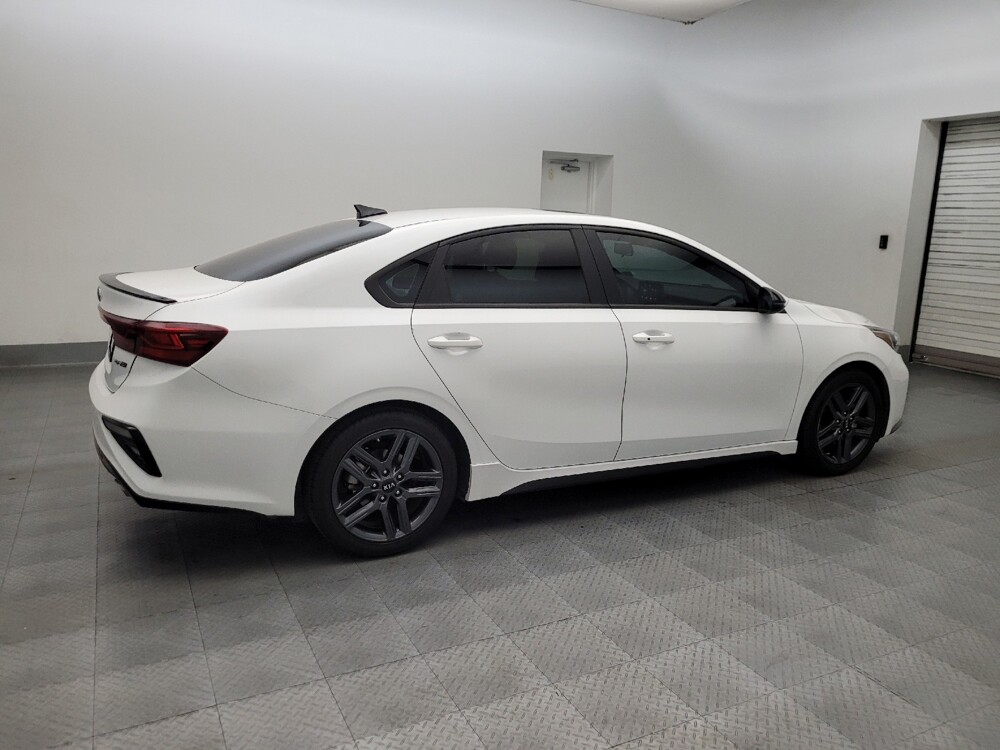 2021 Kia Forte in Chandler, AZ 85225 - 18143432 10