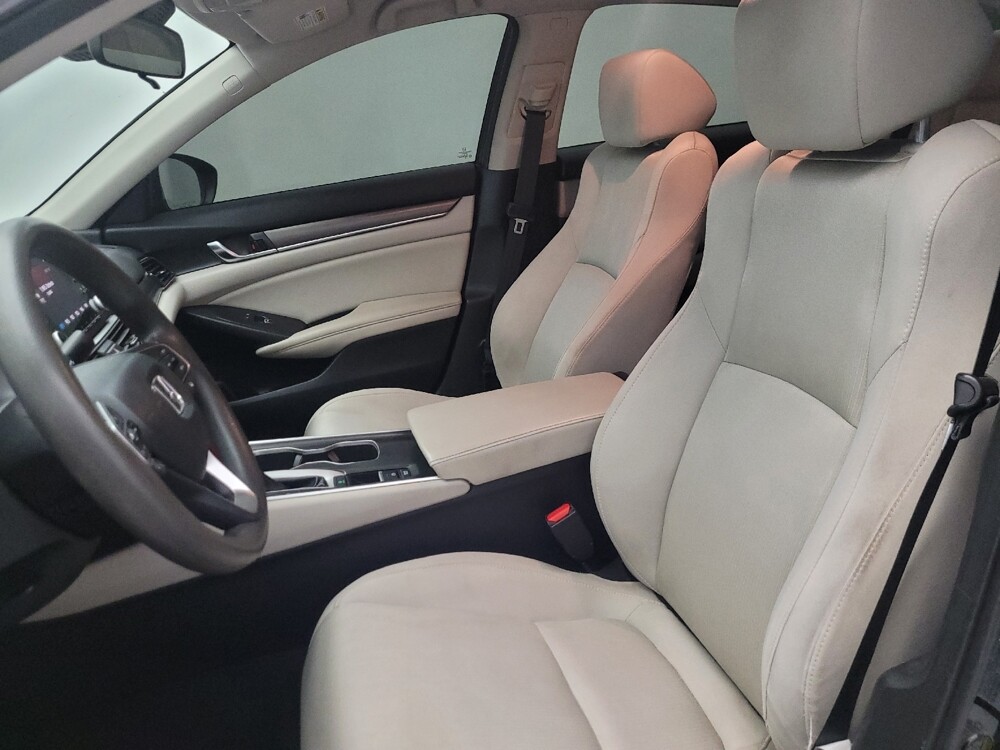 2018 Honda Accord in Chandler, AZ 85225 - 18143434 17