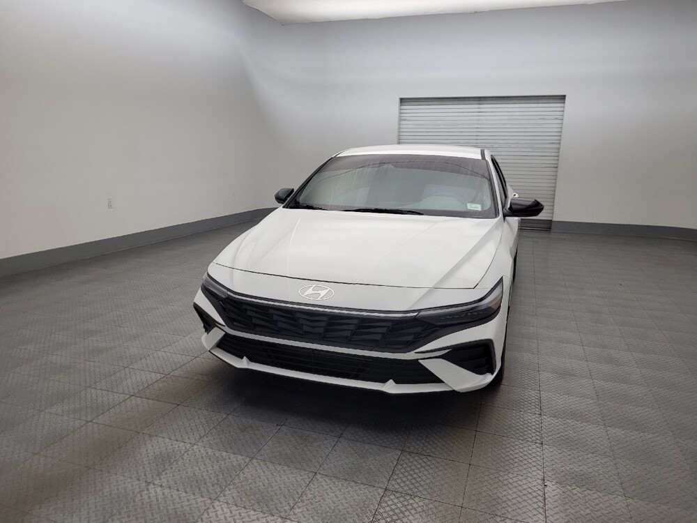 2025 Hyundai Elantra in Phoenix, AZ 85015 - 18143436 15