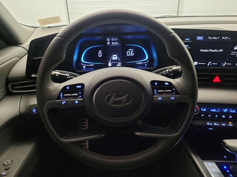 2025 Hyundai Elantra in Phoenix, AZ 85015 - 18143436 22