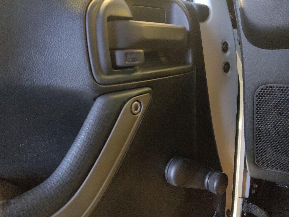 2016 Jeep Wrangler in Phoenix, AZ 85022 - 18143437 27