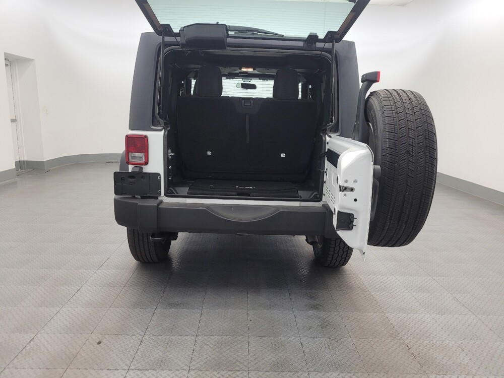 2016 Jeep Wrangler in Phoenix, AZ 85022 - 18143437 29